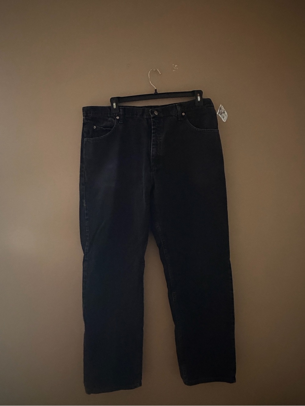 Wrangler Relaxed Fit Men's Jeans - Black